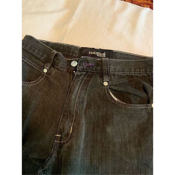 Evolution in Design Men’s Shorts - Picture 6 of 8